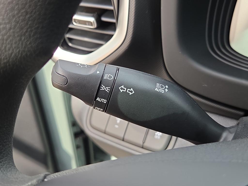 Thumbnail: 2026 Hyundai Venue - 15