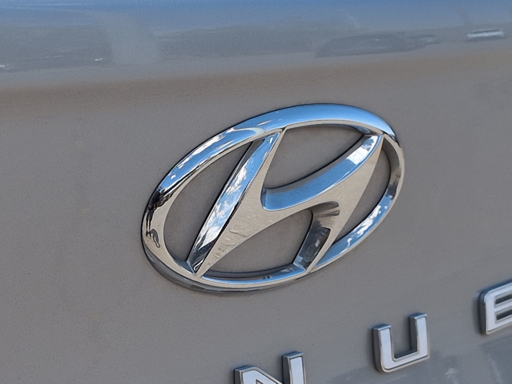Thumbnail: 2021 Hyundai Venue - 7