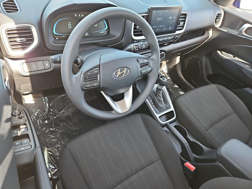 Thumbnail: 2025 Hyundai Venue - 2