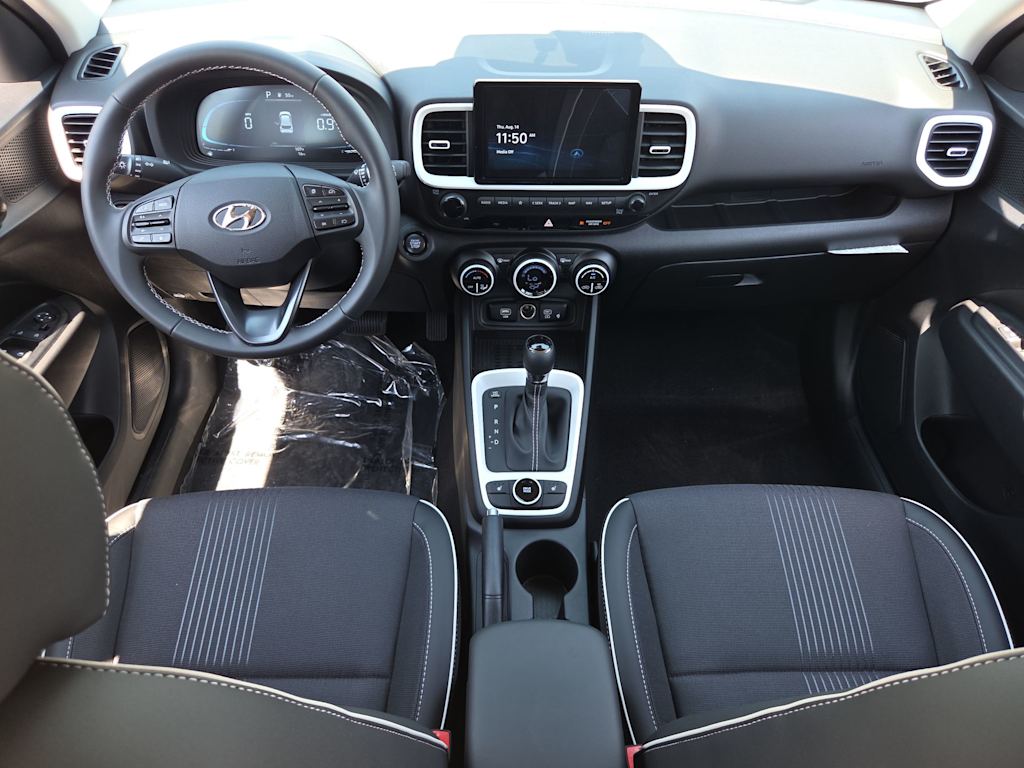 Thumbnail: 2025 Hyundai Venue - 9