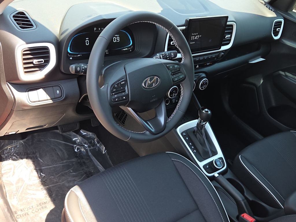 Thumbnail: 2025 Hyundai Venue - 2