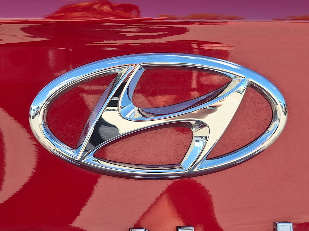 Thumbnail: 2024 Hyundai Venue - 25