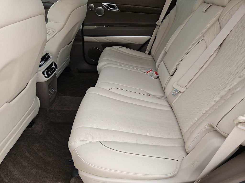 Thumbnail: 2022 Genesis GV80 - 13