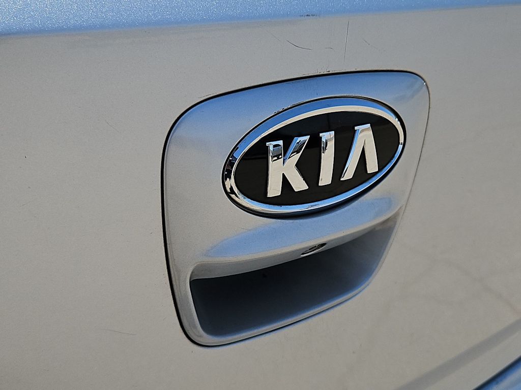 Thumbnail: 2012 Kia Rio - 7