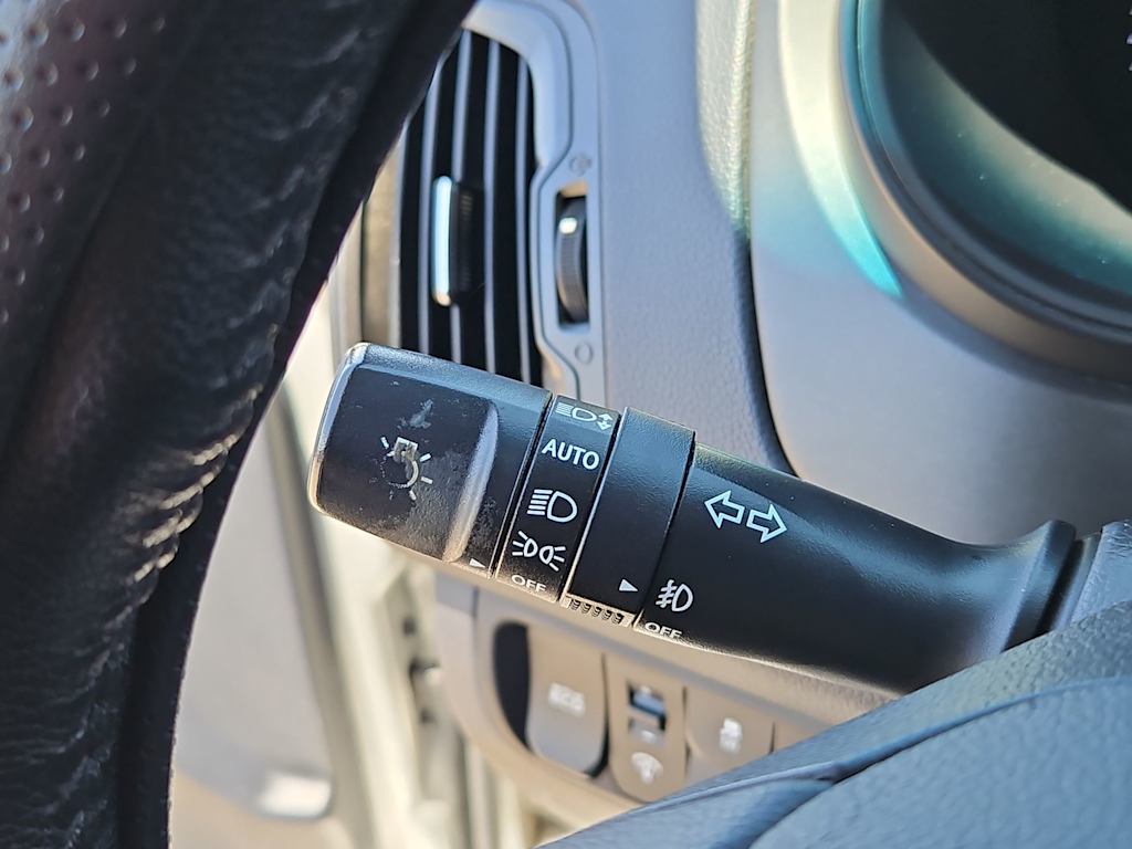 Thumbnail: 2012 Kia Rio - 16