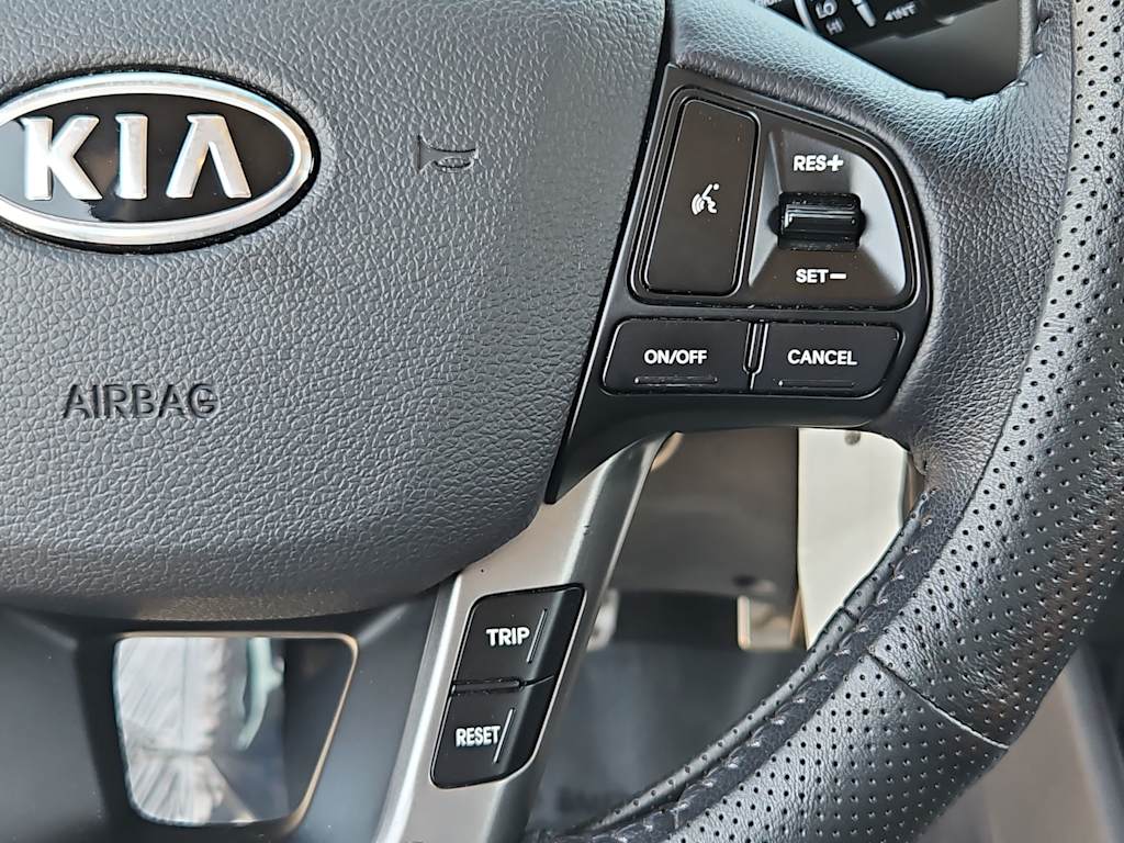Thumbnail: 2012 Kia Rio - 29