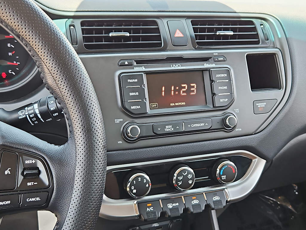 Thumbnail: 2012 Kia Rio - 15