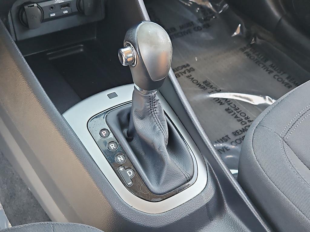 Thumbnail: 2012 Kia Rio - 34