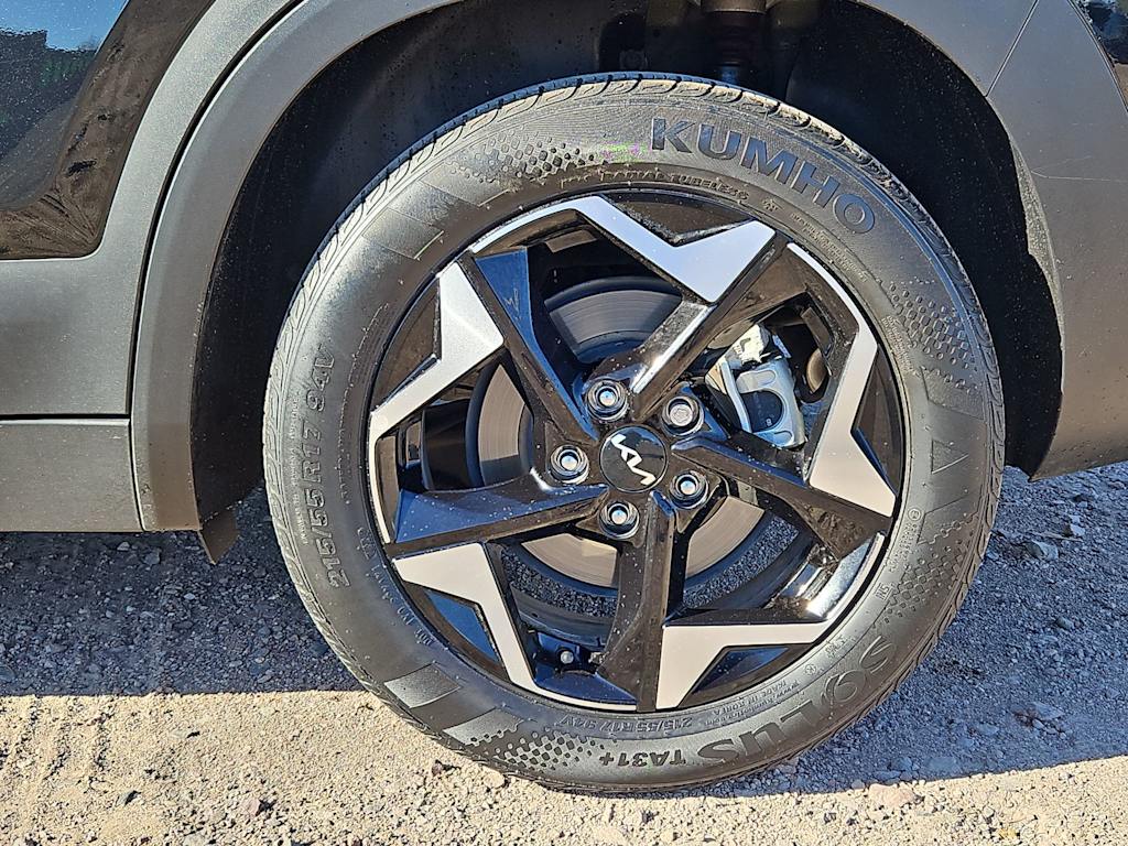 Thumbnail: 2024 Kia Seltos - 7