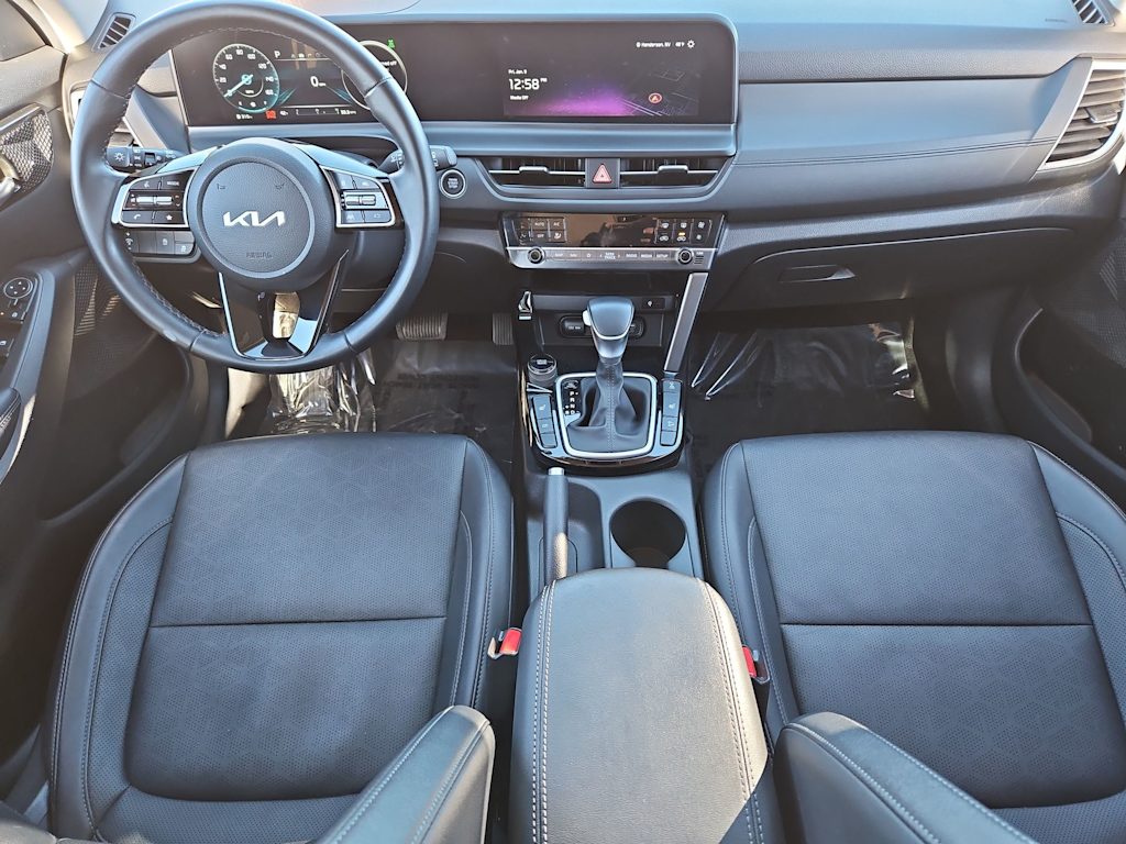 Thumbnail: 2024 Kia Seltos - 9