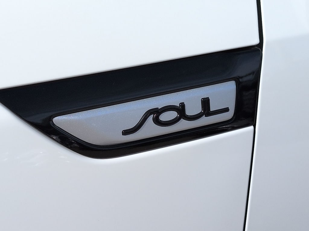 Thumbnail: 2017 Kia Soul - 26