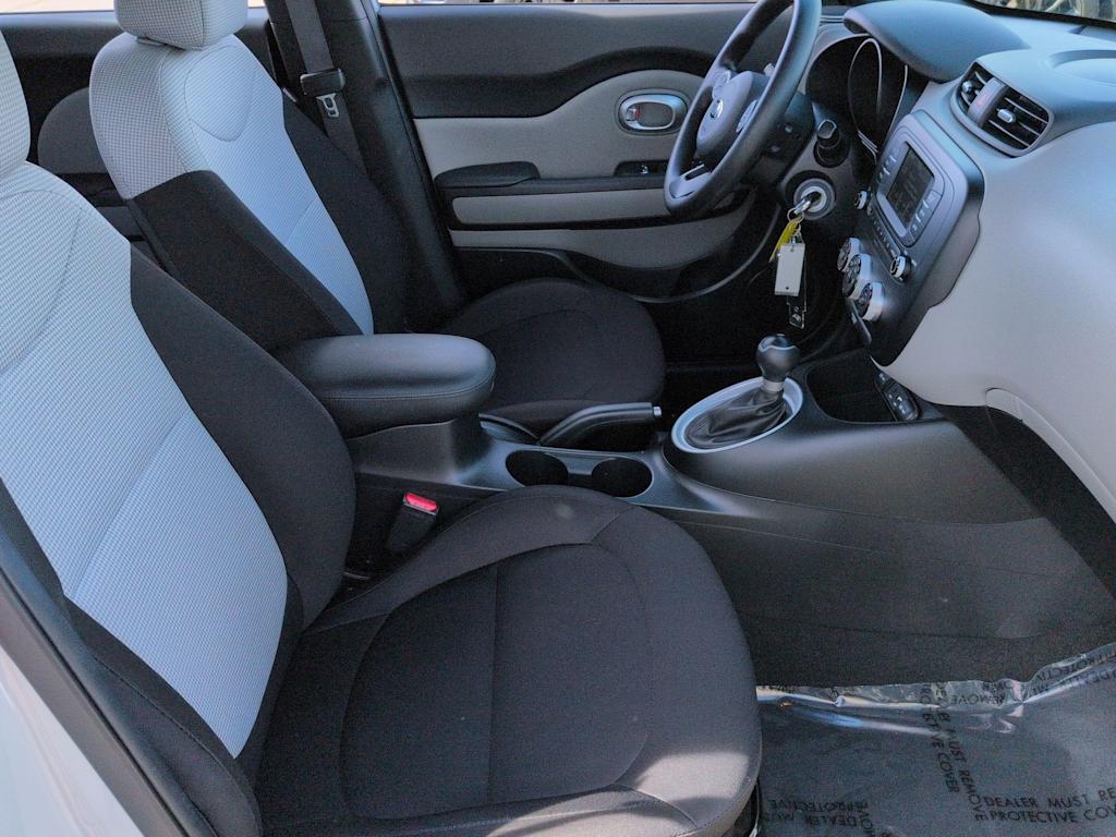 Thumbnail: 2017 Kia Soul - 29