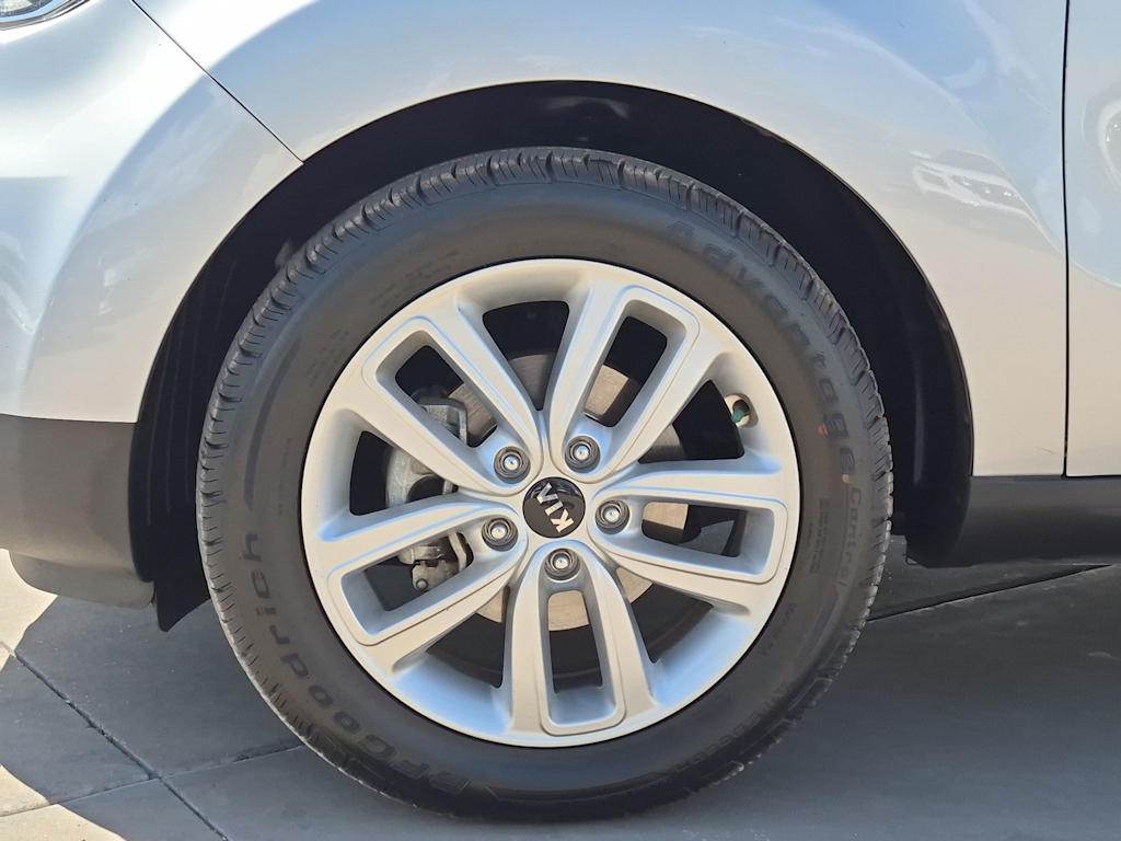 Thumbnail: 2018 Kia Soul - 8
