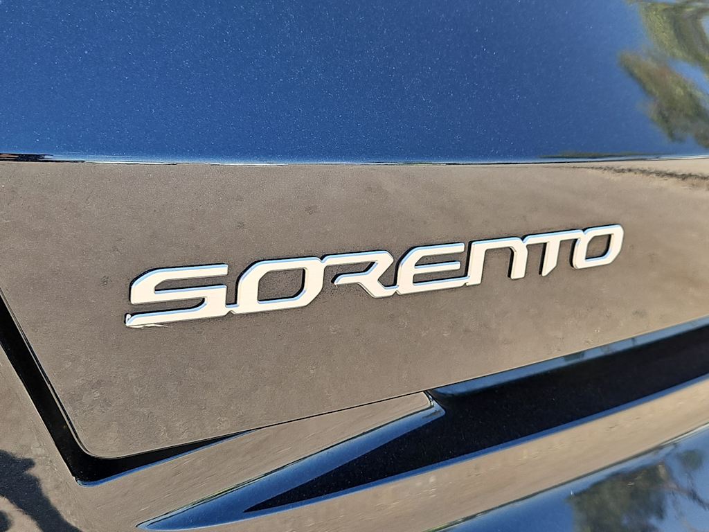 Thumbnail: 2023 Kia Sorento - 26
