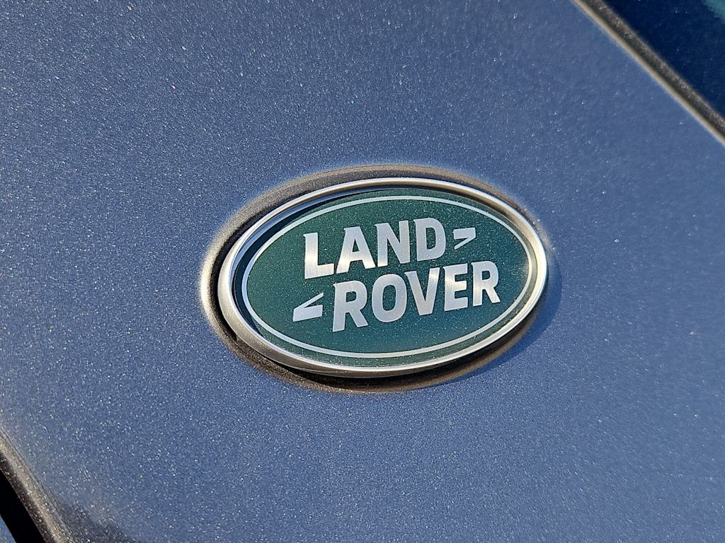 Thumbnail: 2019 Land Rover Discovery Sport - 6