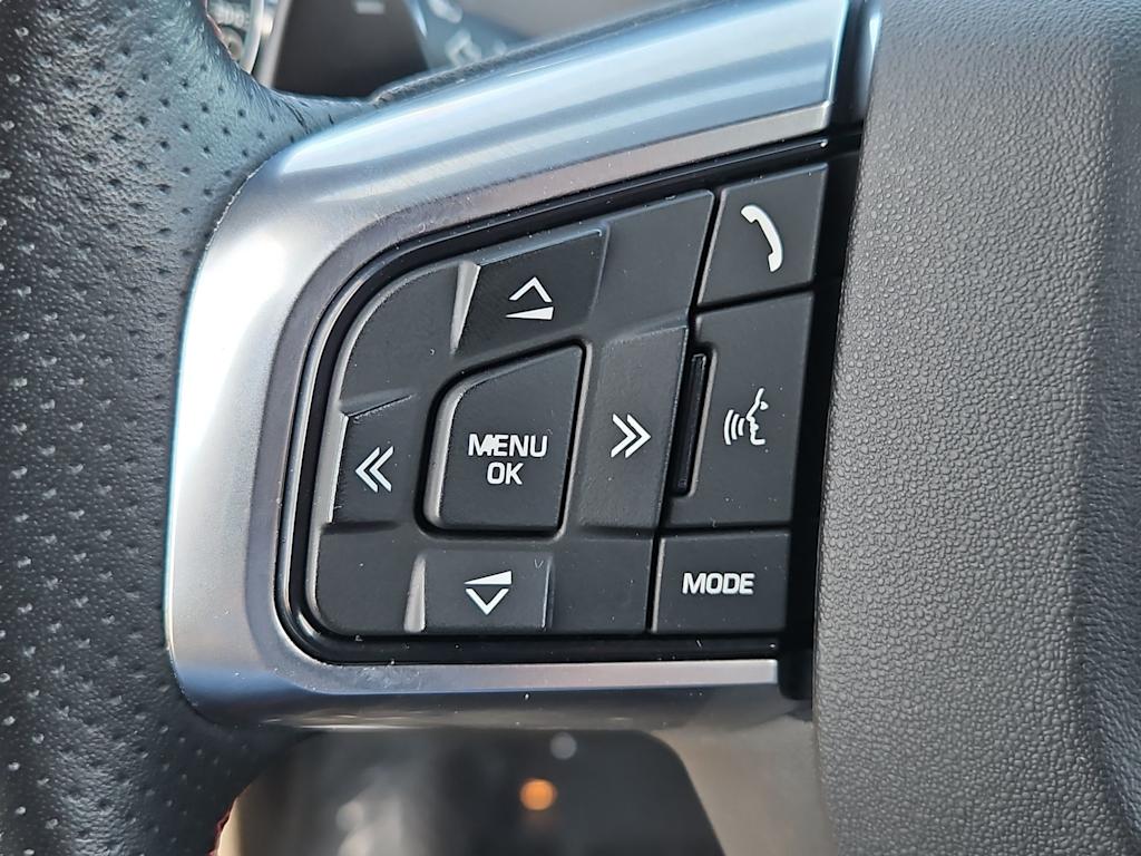 Thumbnail: 2019 Land Rover Discovery Sport - 30