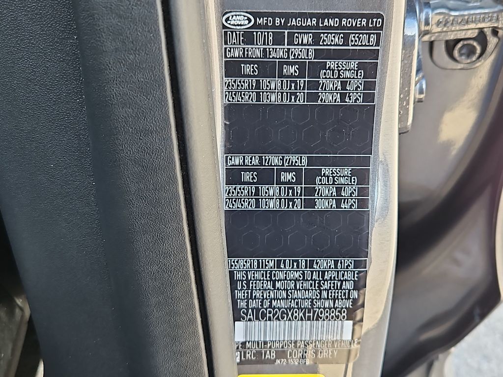 Thumbnail: 2019 Land Rover Discovery Sport - 19