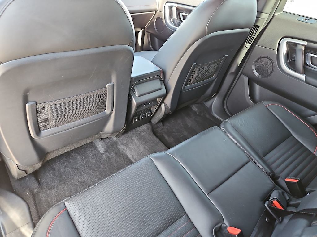 Thumbnail: 2019 Land Rover Discovery Sport - 12