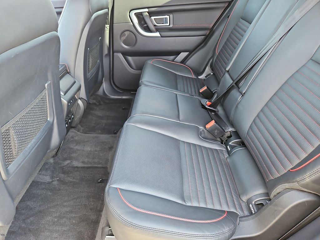 Thumbnail: 2019 Land Rover Discovery Sport - 28