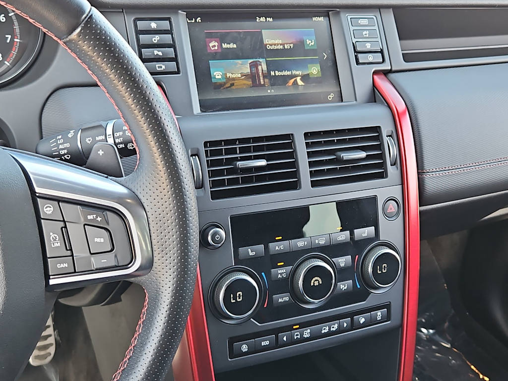 Thumbnail: 2019 Land Rover Discovery Sport - 14