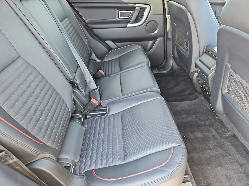 Thumbnail: 2019 Land Rover Discovery Sport - 29