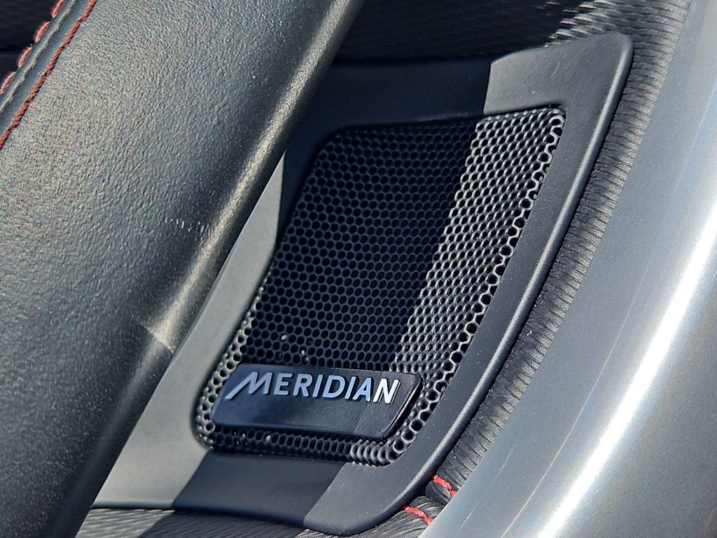 Thumbnail: 2019 Land Rover Discovery Sport - 35