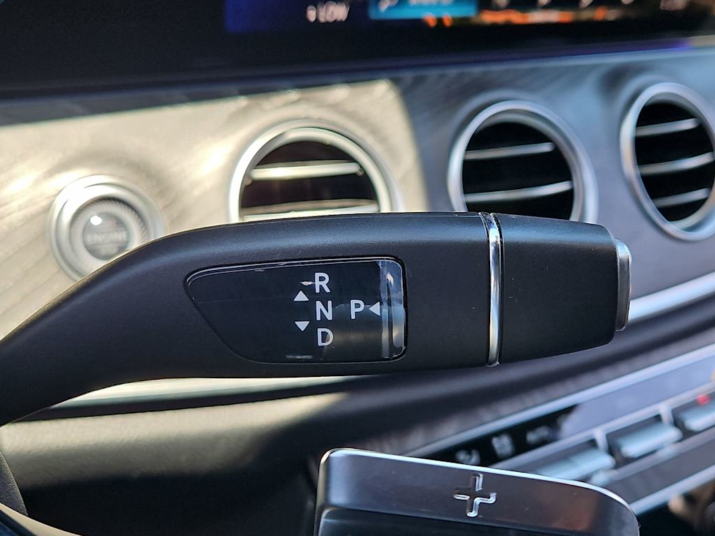 Thumbnail: 2021 Mercedes-Benz E-Class - 33