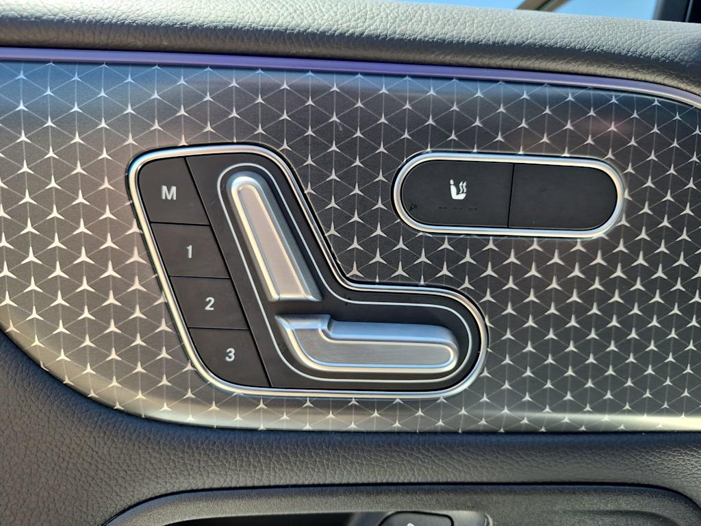 Thumbnail: 2026 Mercedes-Benz GLB - 25