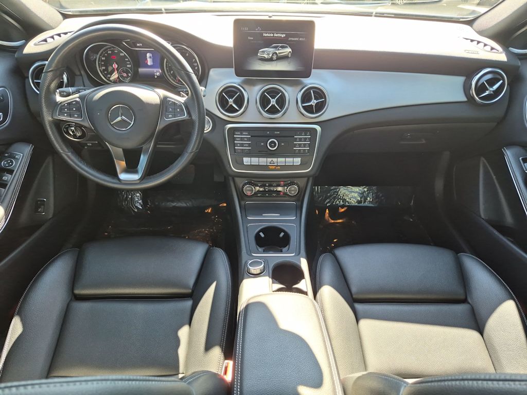 Thumbnail: 2019 Mercedes-Benz GLA - 10