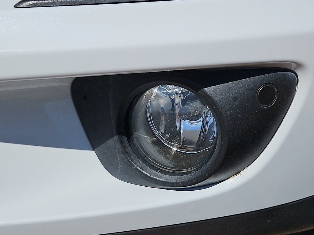 Thumbnail: 2017 Porsche Macan - 25