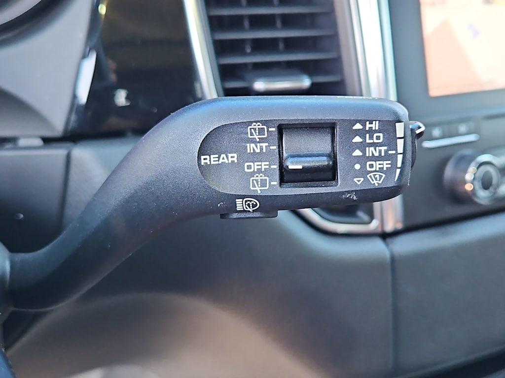 Thumbnail: 2017 Porsche Macan - 33