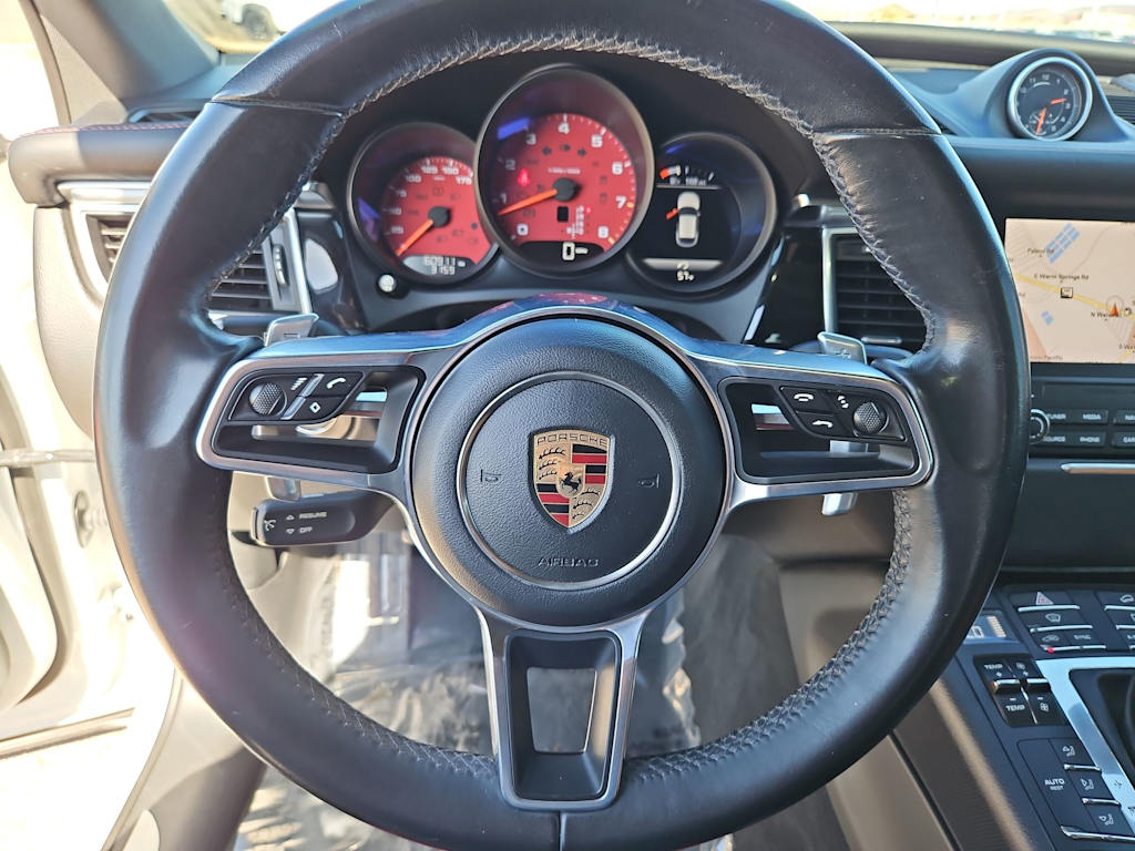 Thumbnail: 2017 Porsche Macan - 14