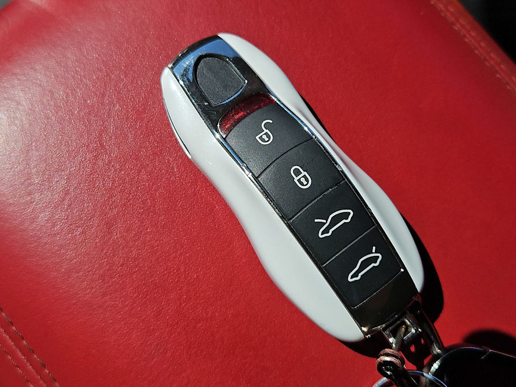 Thumbnail: 2017 Porsche Macan - 19