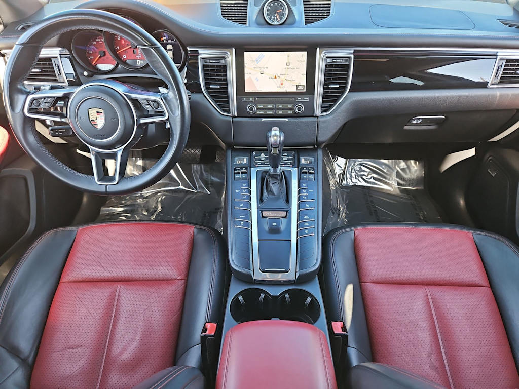 Thumbnail: 2017 Porsche Macan - 10