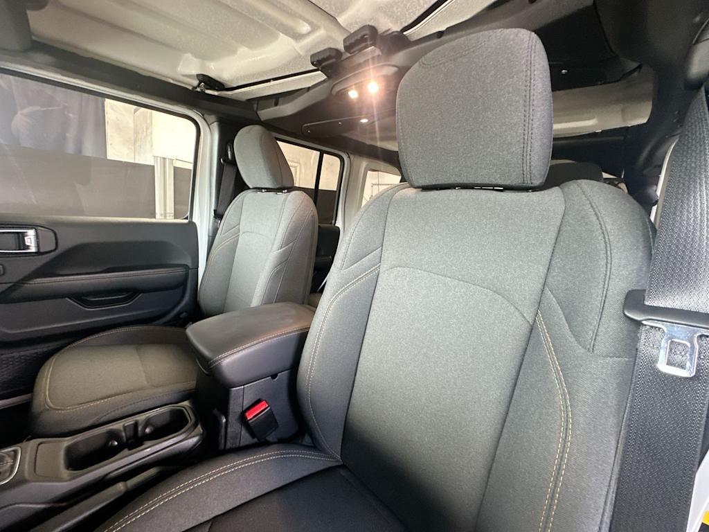 Thumbnail: 2026 Jeep Wrangler - 11