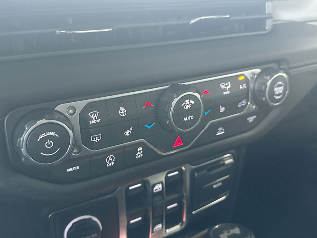 Thumbnail: 2026 Jeep Wrangler - 25