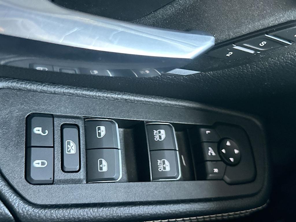 Thumbnail: 2026 RAM 1500 - 24