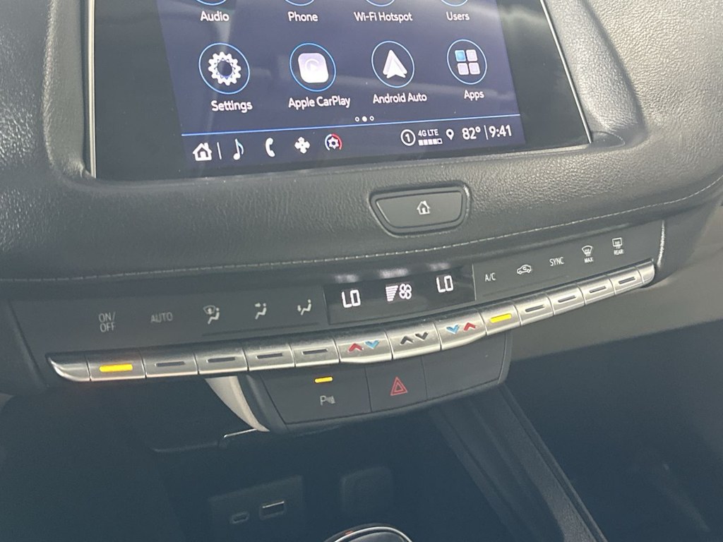Thumbnail: 2023 Cadillac XT4 - 27