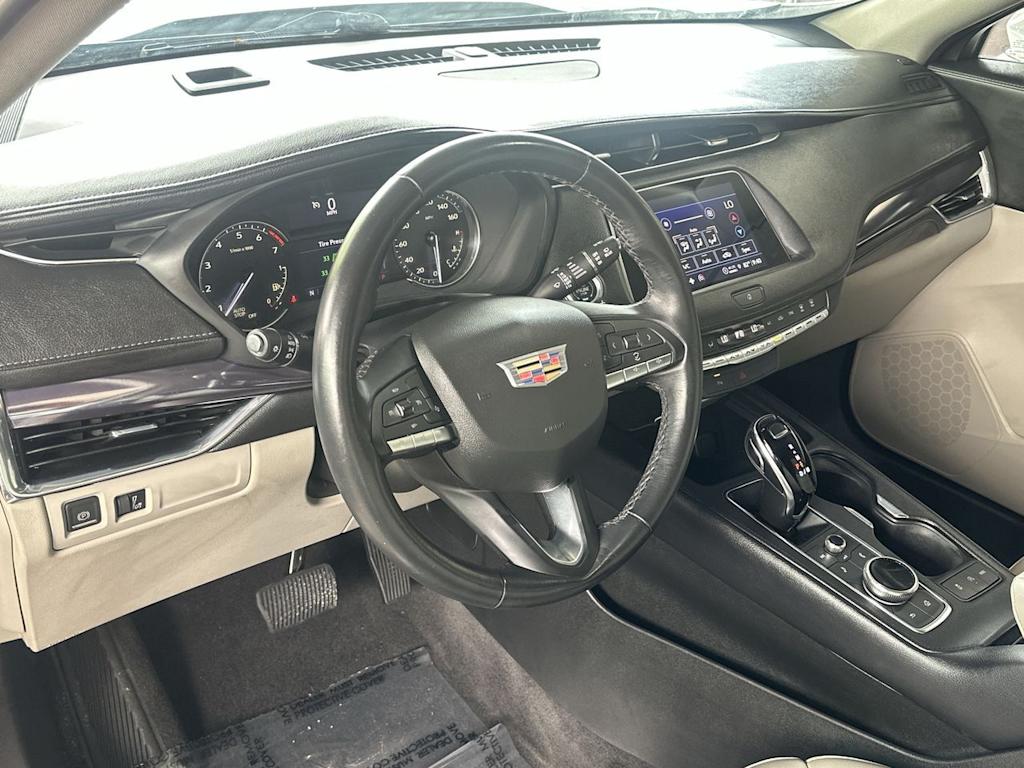 Thumbnail: 2023 Cadillac XT4 - 2