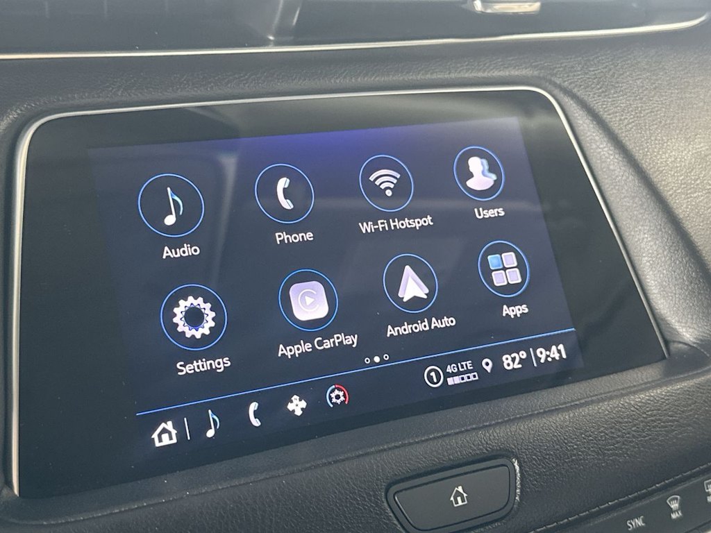 Thumbnail: 2023 Cadillac XT4 - 14