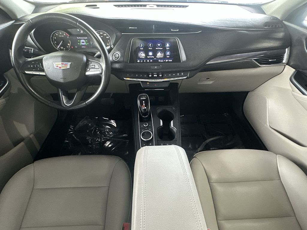 Thumbnail: 2023 Cadillac XT4 - 13