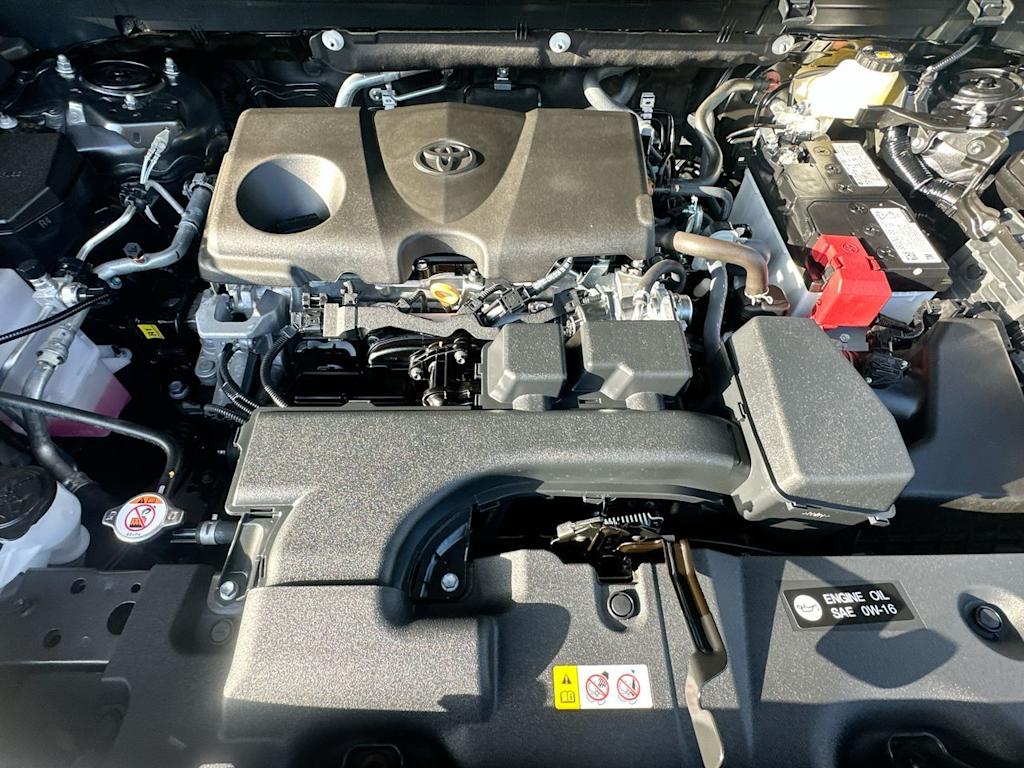 Thumbnail: 2025 Toyota RAV4 - 9
