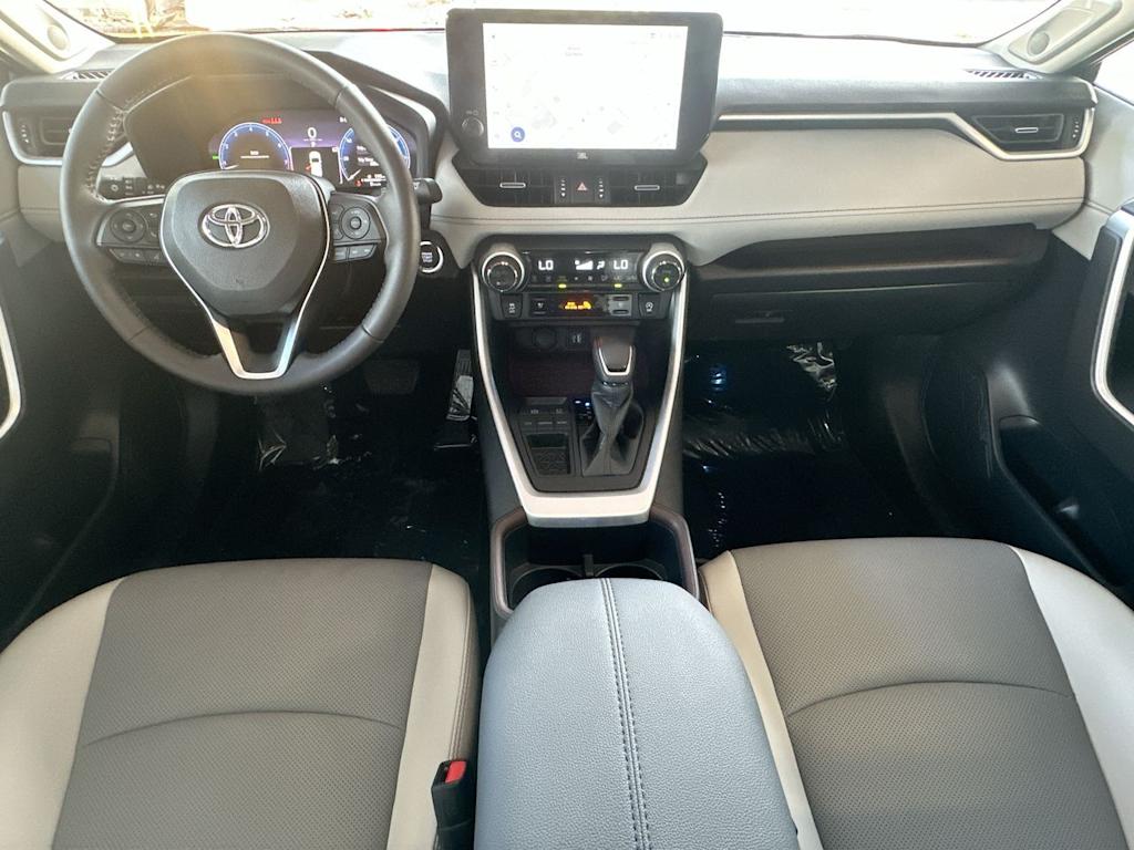 Thumbnail: 2025 Toyota RAV4 - 14