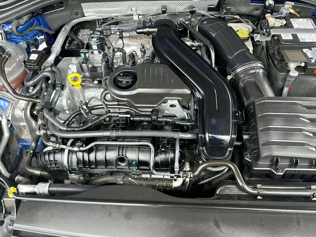 Thumbnail: 2023 Volkswagen Jetta - 9