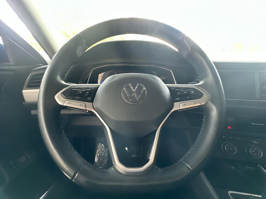Thumbnail: 2023 Volkswagen Jetta - 10