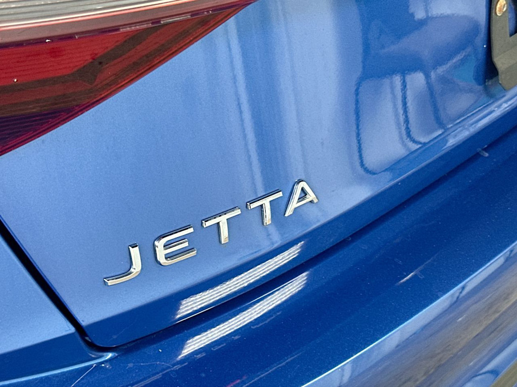 Thumbnail: 2023 Volkswagen Jetta - 7