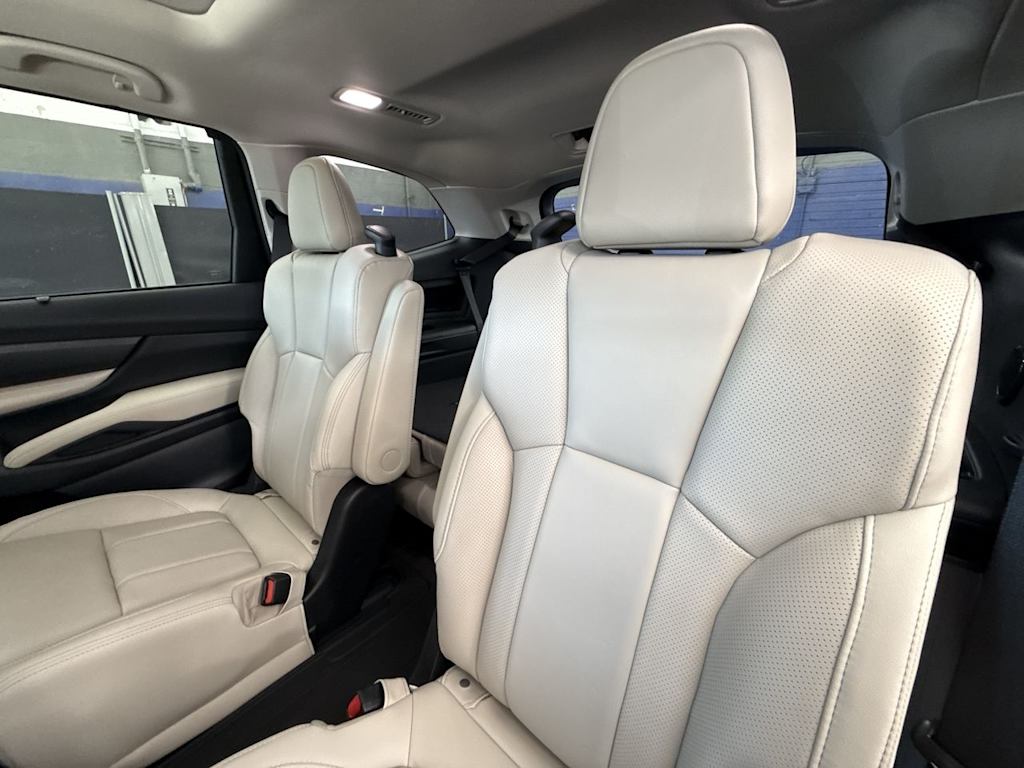 2025 Subaru Ascent Limited 12