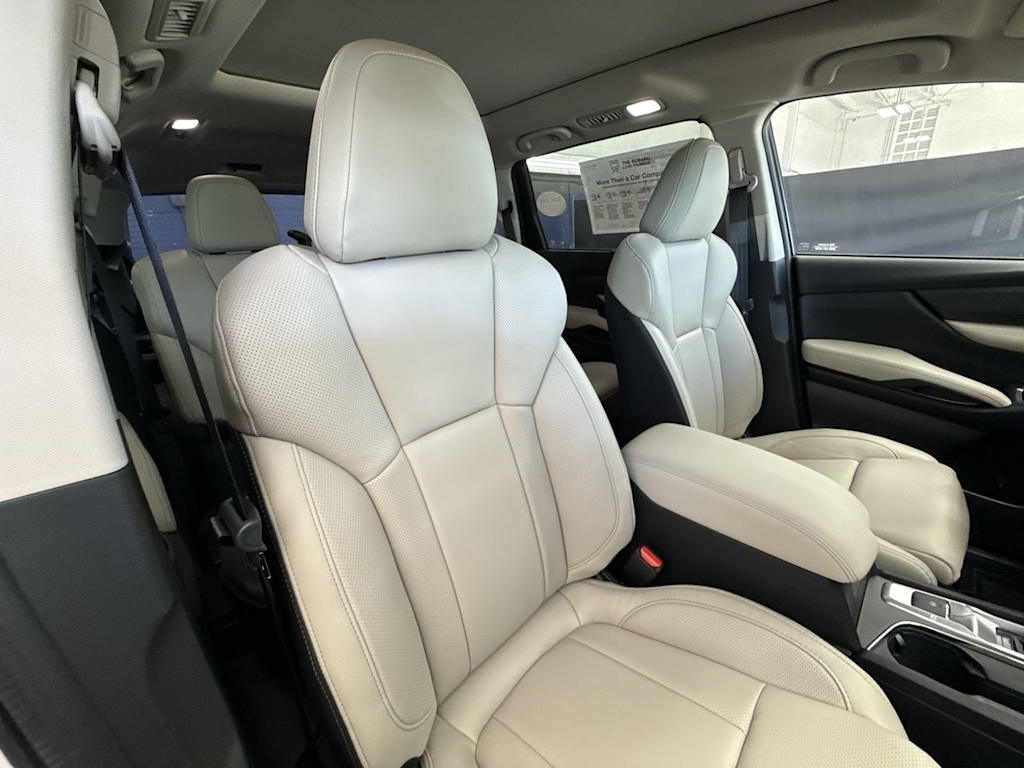2025 Subaru Ascent Limited 27