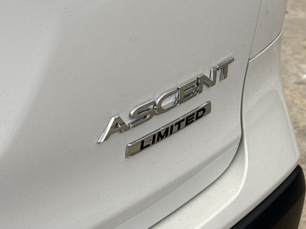 2025 Subaru Ascent Limited 7