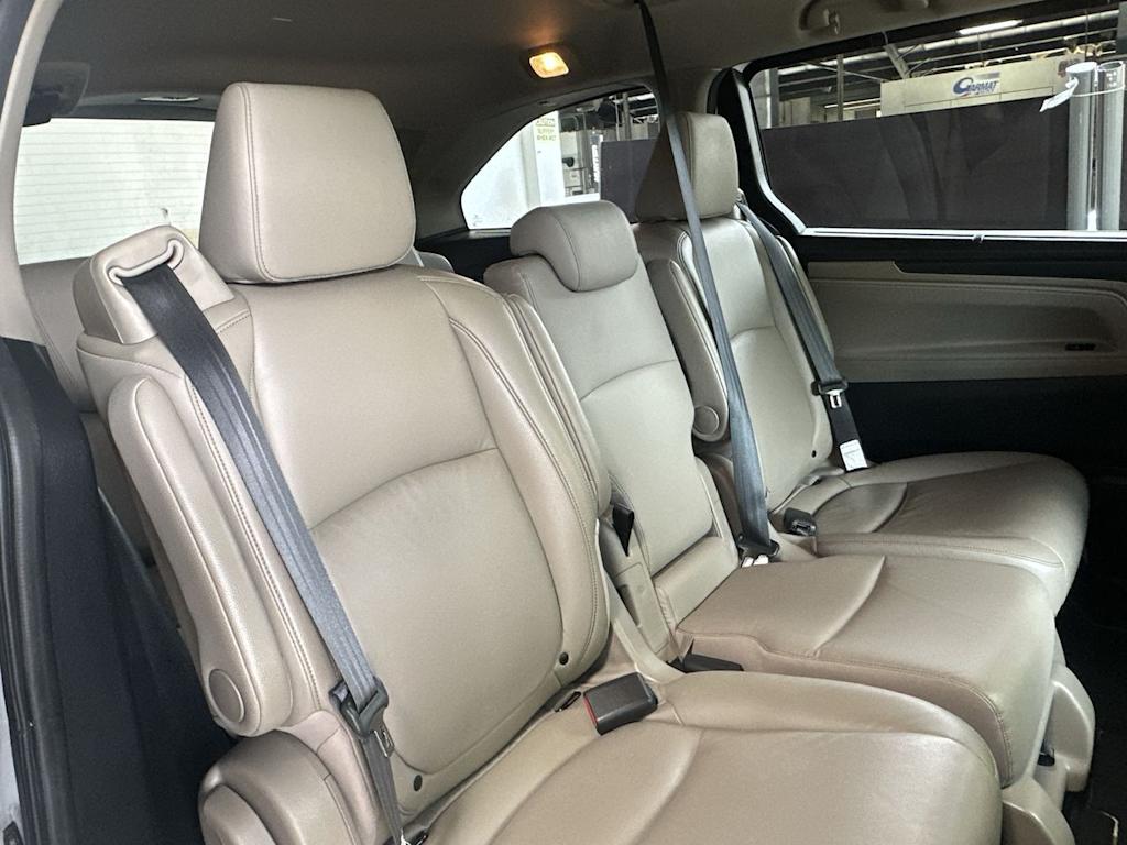 Thumbnail: 2023 Honda Odyssey - 29